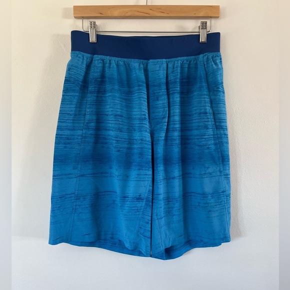 Lululemon Linerless Core Blue Wave Men’s Athletic Shorts Size Medium - Picture 1 of 6